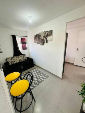 Apartamento Mobiliado e Confortavel ZN - cod 06